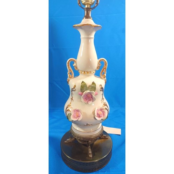 Vintage Rose 28" Capodimonte ? Amphora Vase Floral 22k Gold Porcelain Table Lamp - Picture 2 of 9